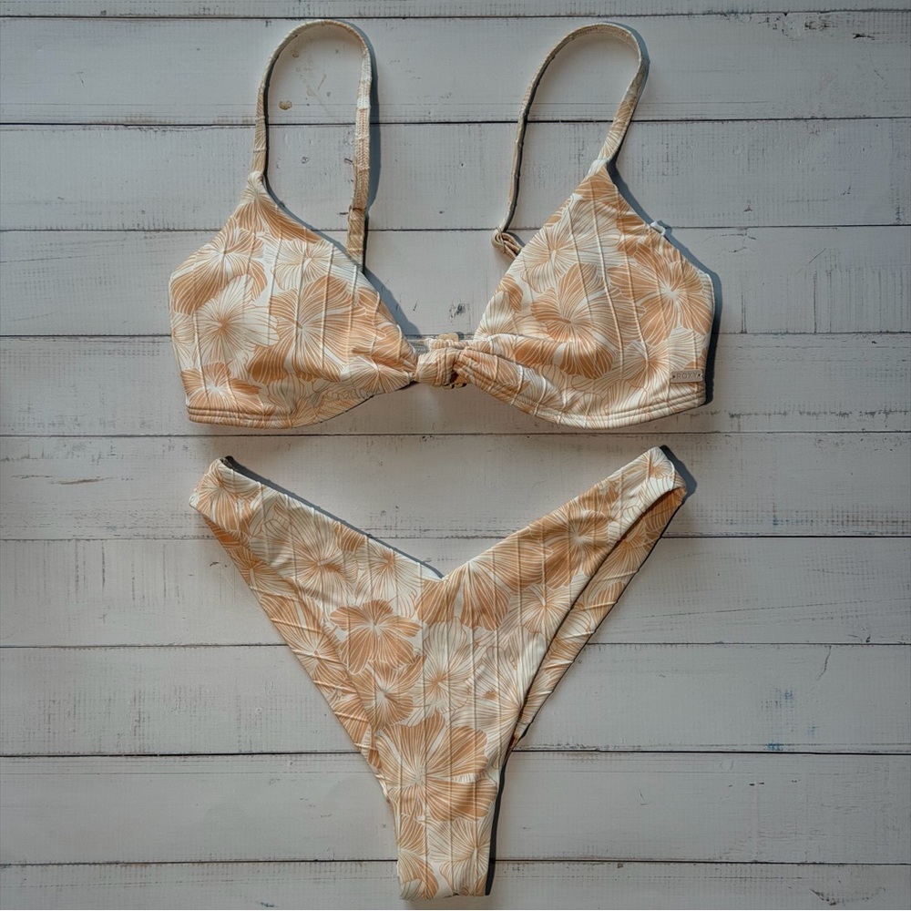 Roxy Peach Floral Tie Knot Bikini